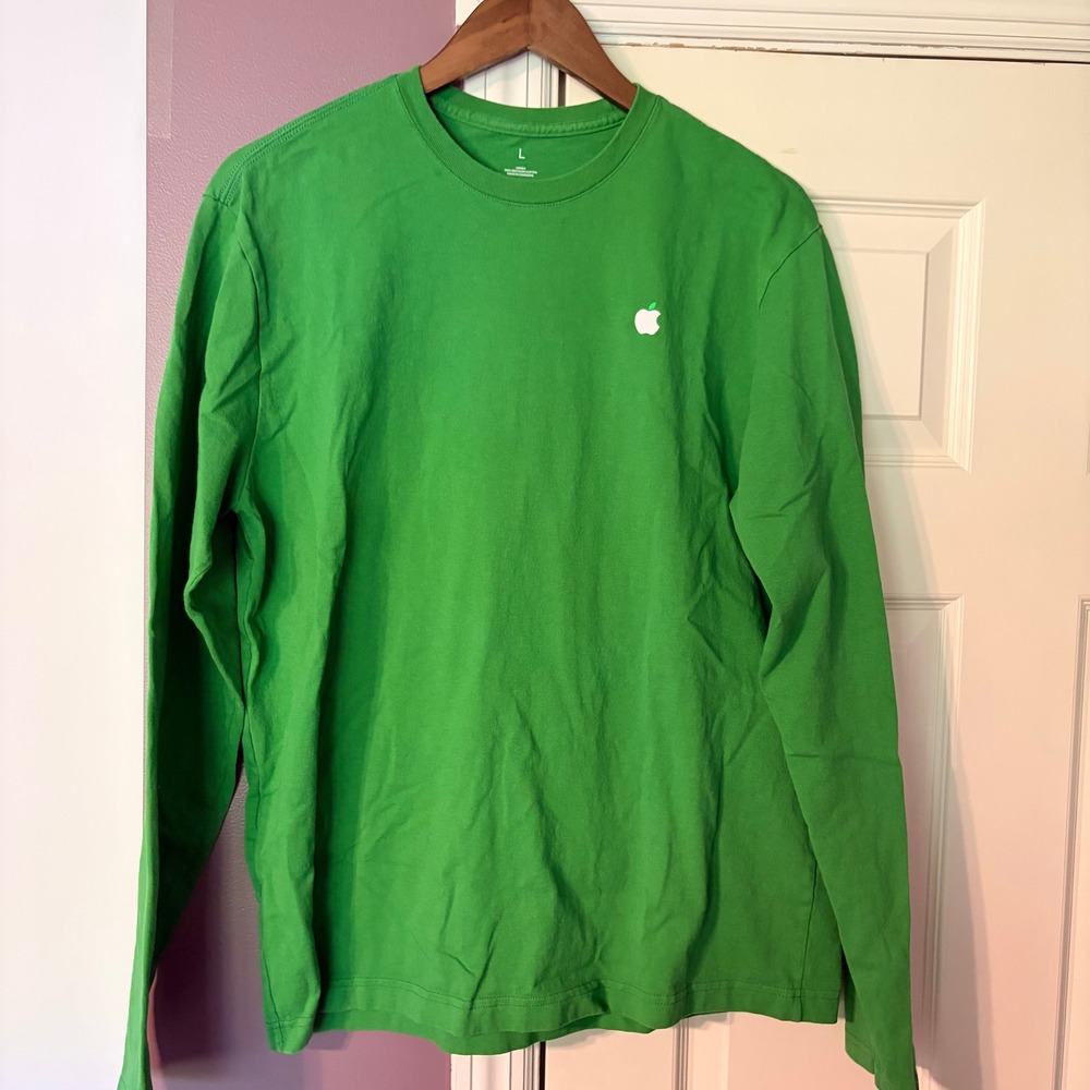 Apple Long Sleeve Shirt Large Tech Promo Green Recycled Cotton Crew Neck Tee